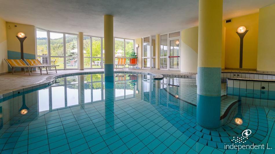Anterivo Hotel Zum Rossl מראה חיצוני תמונה